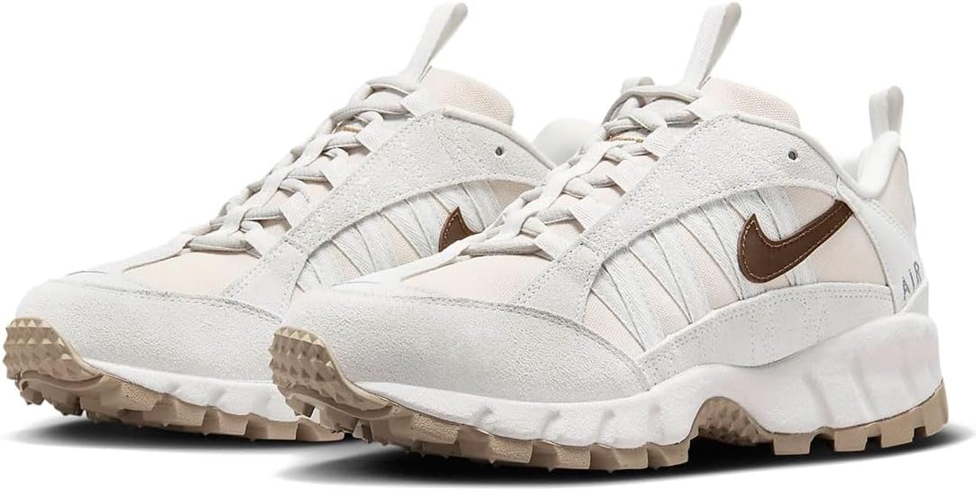 [ナイキ] エア フマラ SE [W AIR HUMARA SE] ライトオールウッドブラウン/フォトンダスト/セイル/バロック