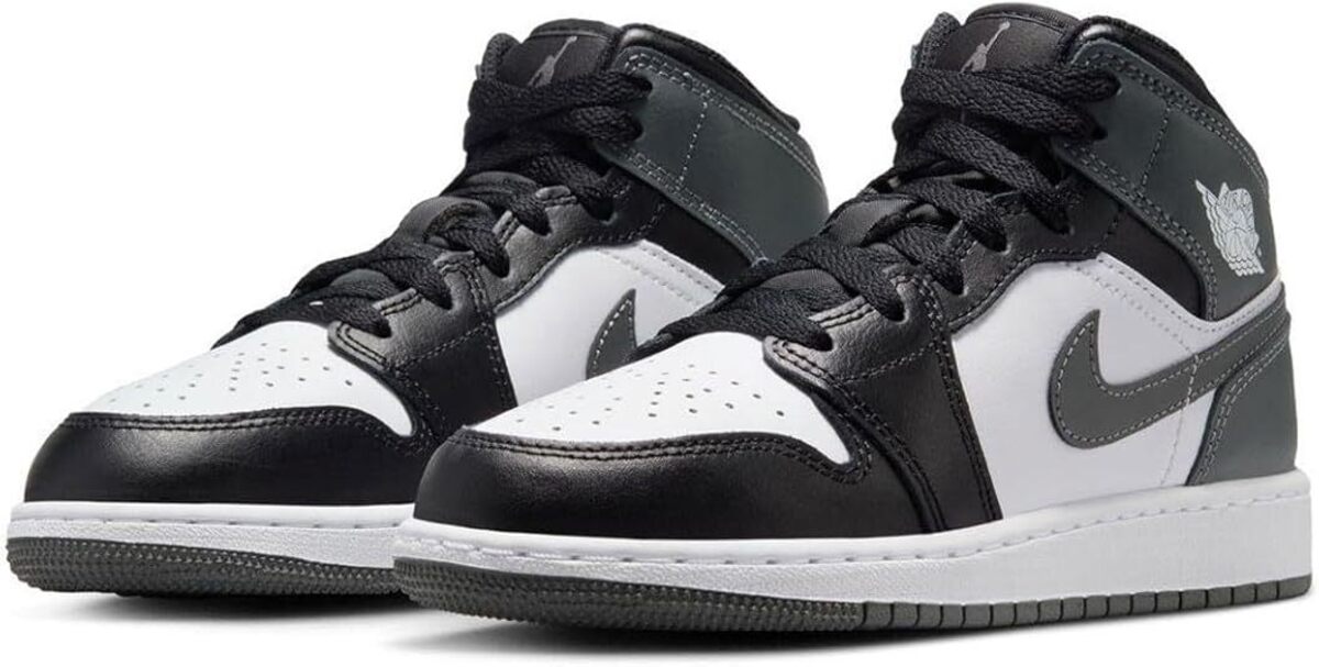[ナイキ] エア ジョーダン 1 ミッド GS [J AIR JORDAN 1 MID GS] ブラック/ホワイト/アイアングレ