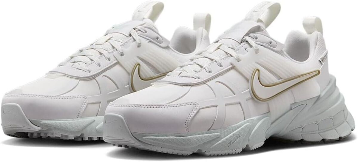 [ナイキ]V2K ラン ゴアｰテックスnike W V2K RUN GORE-TEX【品番】FZ2622-004【カラー】プラチナムティント/サミットホワイト/ライトシルバー/プラチナムティント【状態