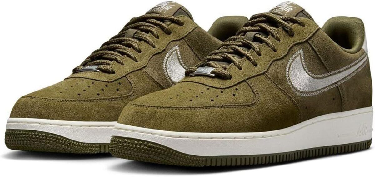 [ナイキ]エア フォース 1 '07 LV8nike AIR FORCE 1 '07 LV8【品番】HJ4465-201【カラー】ミディアムオリーブ/セイル【状態】正規品、新品、未
