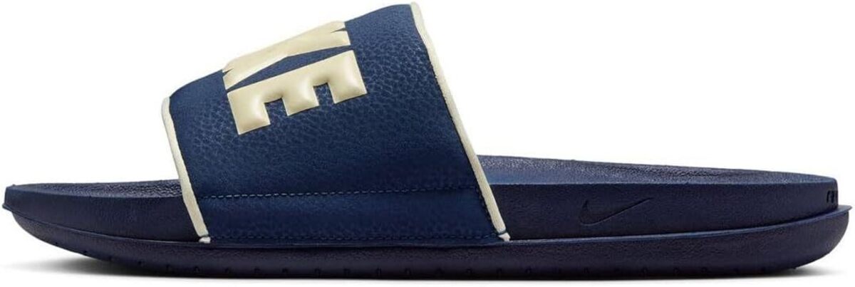 [ナイキ]オフコート スライドnike OFFCOURT SLIDE【品番】BQ4639-409【カラー】ミッドナイトネイビー/アラバスタ【状態】正規品、新品、未使用、箱付。 ※箱にはキズや汚れ、破れ