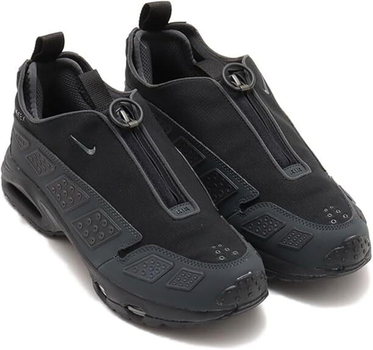 [ナイキ] エア マックス SNDR GTX [W AIR MAX SNDR GTX] ブラック/ダークスモークグレー FZ42