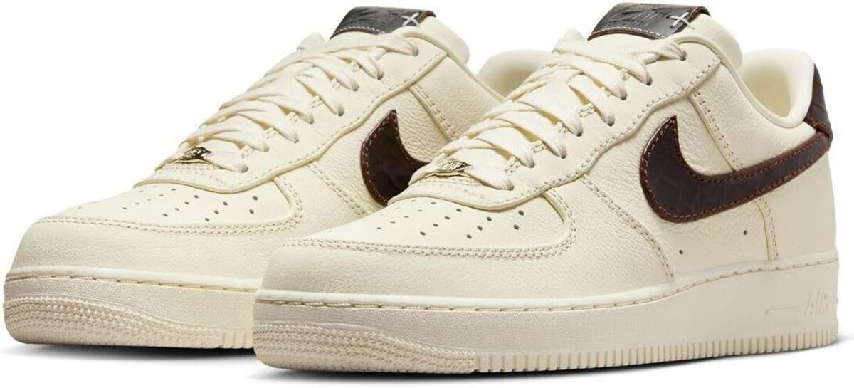 [ナイキ] エア フォース 1 '07 [AIR FORCE 1 '07] クリーム/ゴースト IH7332-001
