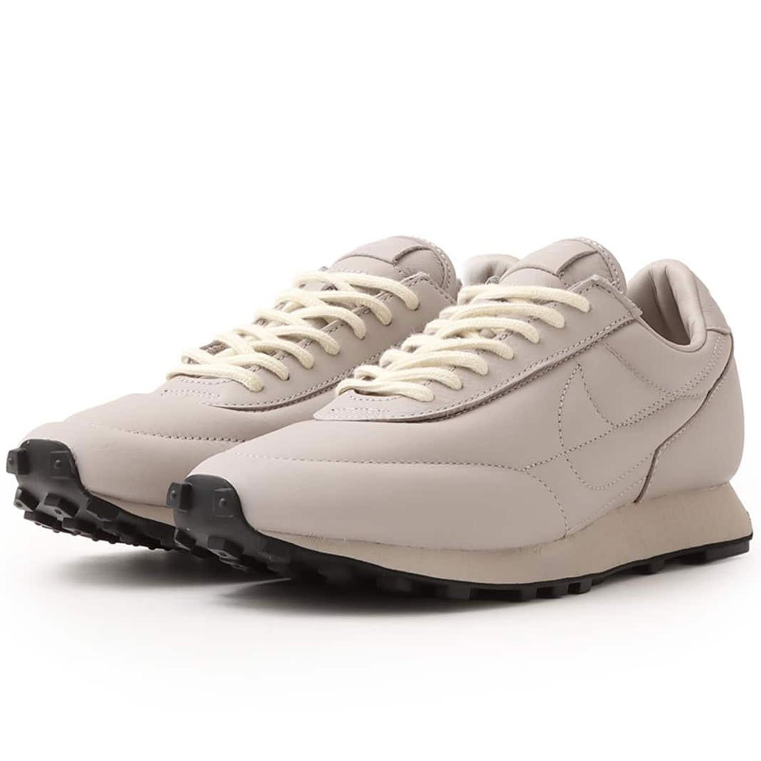 [ナイキ] デイブレイク SP [DAYBREAK SP] アンスラサイト/ブラック/ココナッツミルク IO4865-020